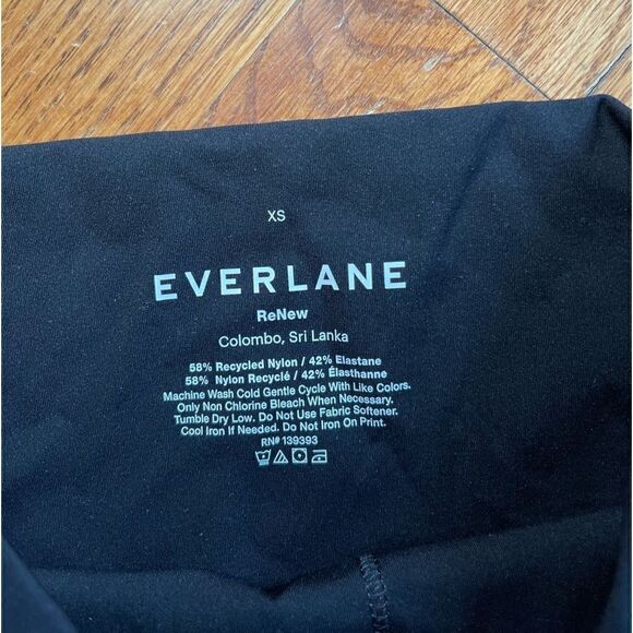 Everlane The Perform Legging ReNew in Black Size XSmall - Picture 5 of 8